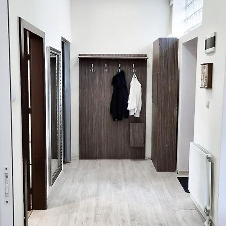 Simi Central Apartment オラデア エクステリア 写真