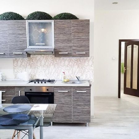 Simi Central Apartment オラデア エクステリア 写真